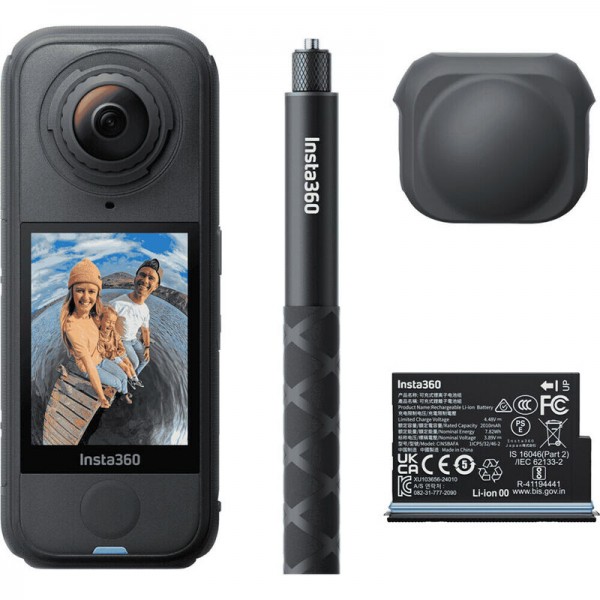 Экшн-камера Insta360 X4 Air Starter Bundle Black