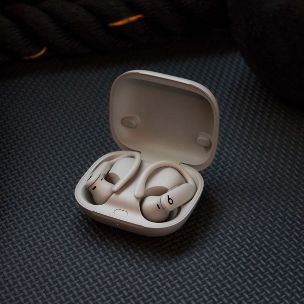 Беспроводные наушники Beats Powerbeats Pro 2 Wireless Earbuds Quick Sand