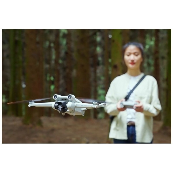 Квадрокоптер DJI Mini 3 Pro (DJI RC), серый